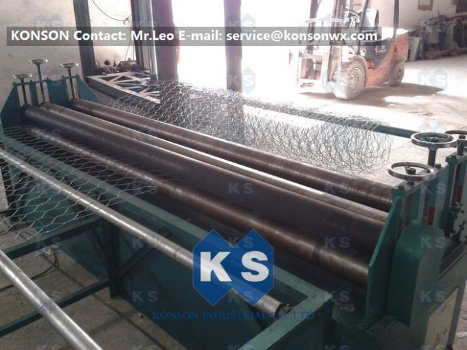 Professional Hexagonal Wire Mesh Machine Netting Straigntening And Cutting Machine